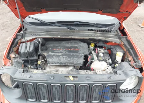 2015 Jeep Renegade Trailhawk z USA, uszkodzony, nr VIN ZACCJBCT0FPB61729